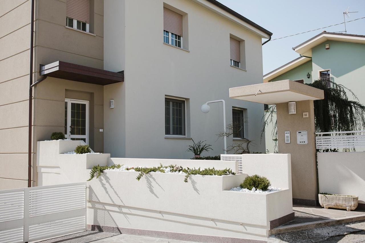 B&B "Al Colle 11" ฟาโน ภายนอก รูปภาพ
