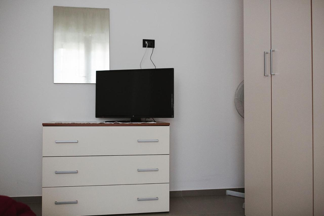 B&B "Al Colle 11" ฟาโน ภายนอก รูปภาพ